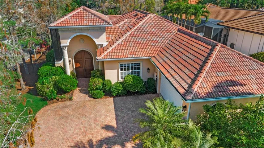 3145  Terramar  DR, Naples, FL 34119