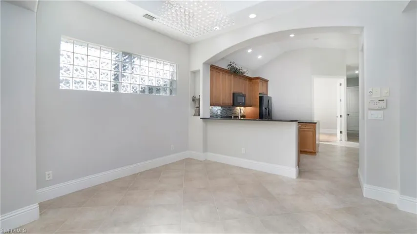3145  Terramar  DR, Naples, FL 34119