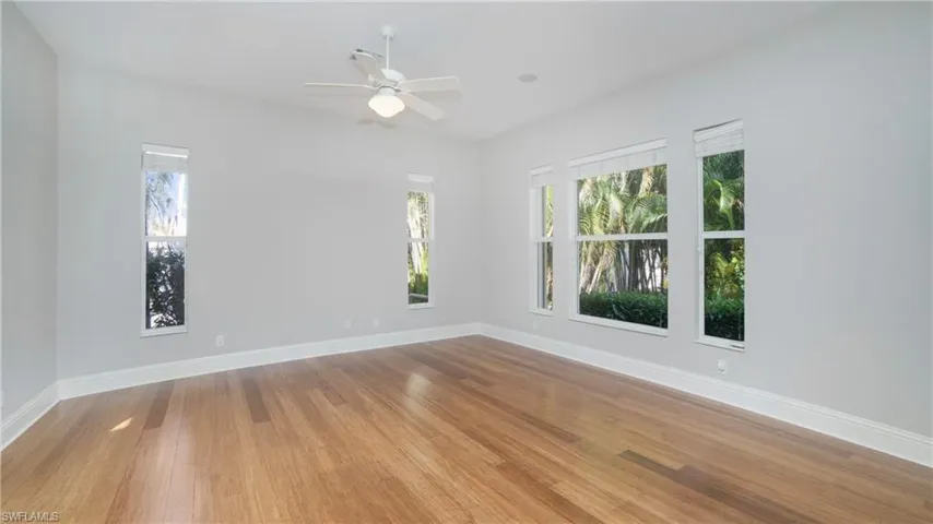 3145  Terramar  DR, Naples, FL 34119