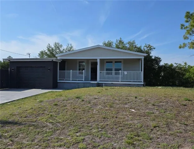 3604 16th St W, Lehigh Acres, Florida 33971