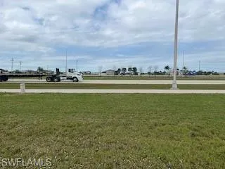 1608 NW 31st PL, CAPE CORAL FL 33993
