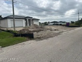 1608 NW 31st PL, CAPE CORAL FL 33993