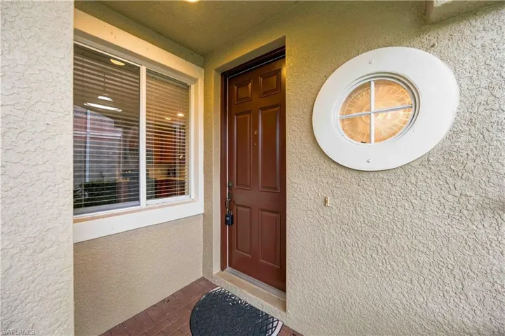 3372 Dandolo Cir, Cape Coral, Florida 33909