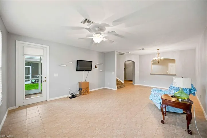 3372 Dandolo Cir, Cape Coral, Florida 33909