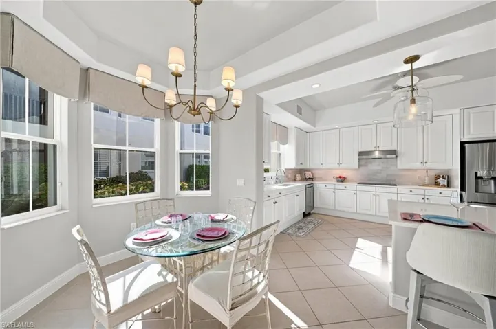 583 Avellino Isles Cir 24102, Naples, Florida 34119