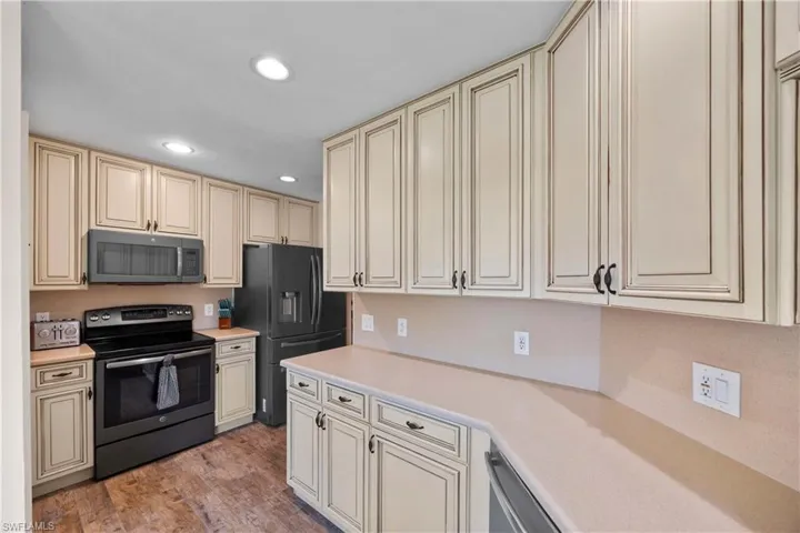 Kitchen with upgraded appliances