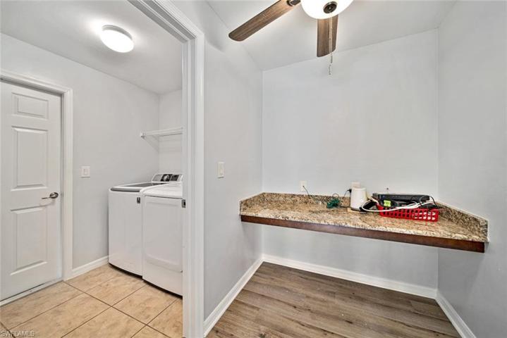 Built in desk between the guest bedrooms next to the laundry room
