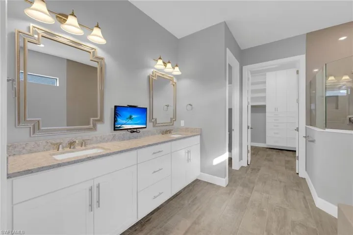 14009 Shadywood Ct, Estero, Florida 33928