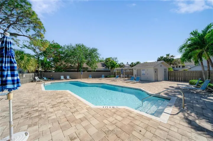 820  Meadowland  DR, Naples, FL 34108
