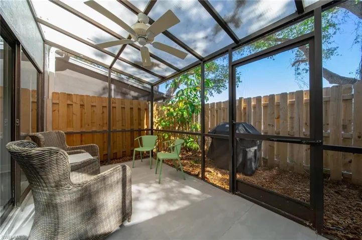 820  Meadowland  DR, Naples, FL 34108