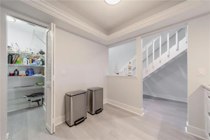 820  Meadowland  DR, Naples, FL 34108