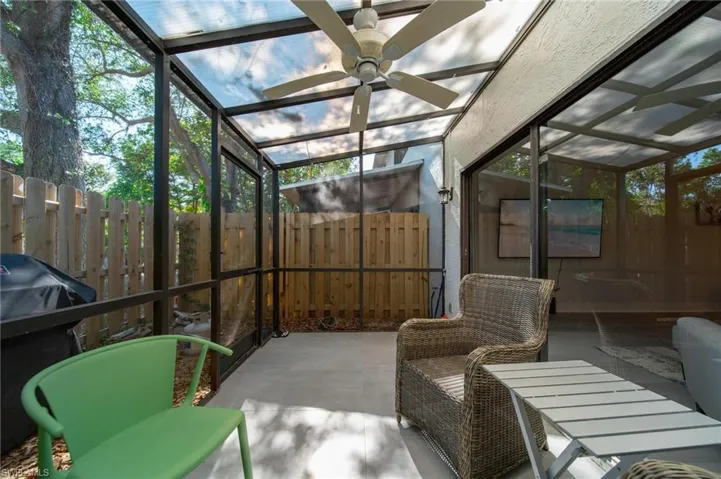 820  Meadowland  DR, Naples, FL 34108