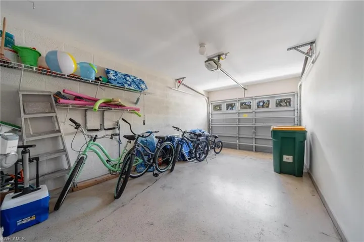 820  Meadowland  DR, Naples, FL 34108