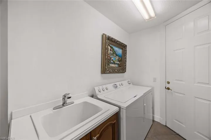 9255  Museo  CIR, Naples, FL 34114