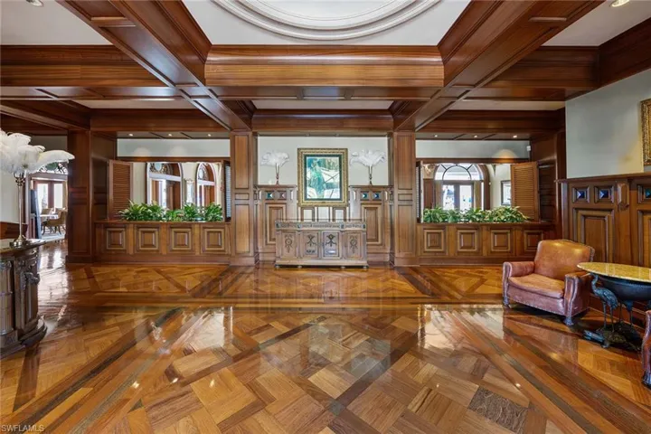 9255  Museo  CIR, Naples, FL 34114