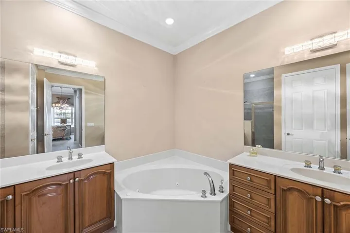9255  Museo  CIR, Naples, FL 34114