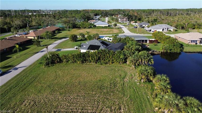 17091  Waters Edge  CIR, North Fort Myers, FL 33917