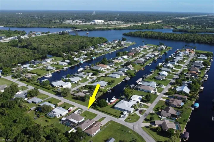 12213 De Moya Dr, Fort Myers, Florida 33905