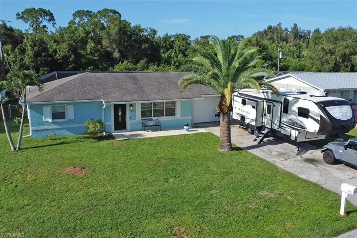 12213 De Moya Dr, Fort Myers, Florida 33905