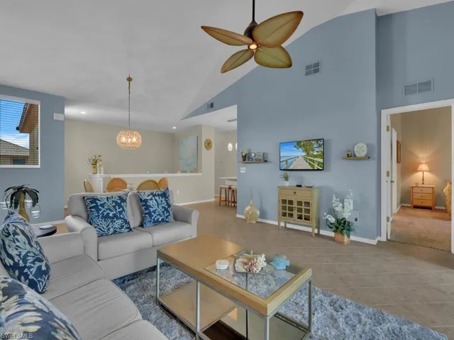 15495  Bellamar  CIR, Fort Myers, FL 33908