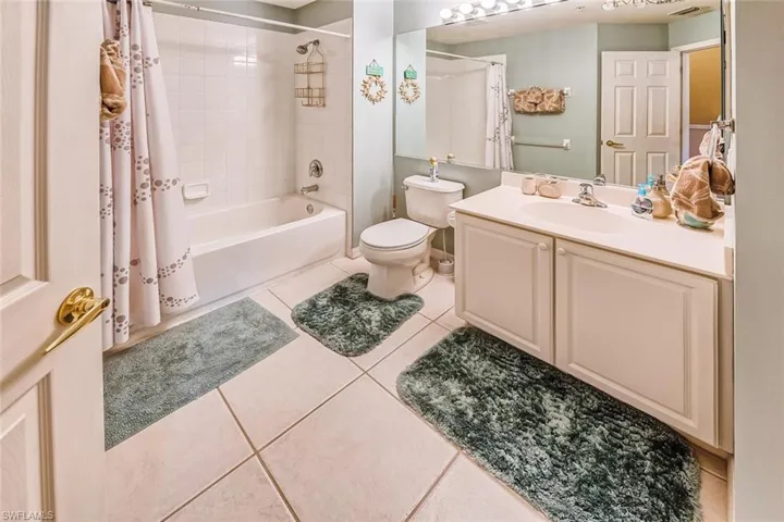 1080 Hampton Cir, Naples, Florida 34105