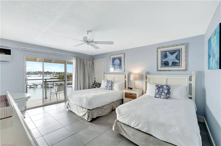 900 Broad Ave S 320, Naples, Florida 34102