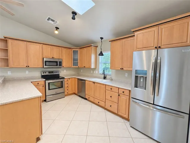 428 Sw 5th St, Cape Coral, Florida 33991