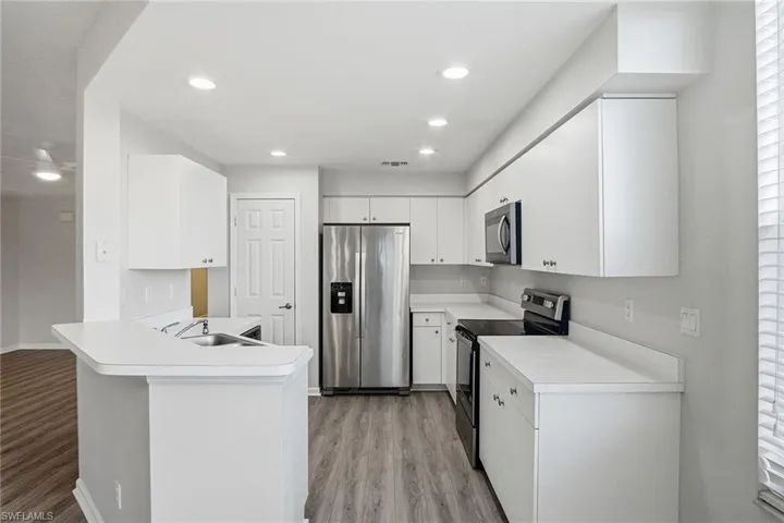 7822 Gardner Dr 101, Naples, Florida 34109