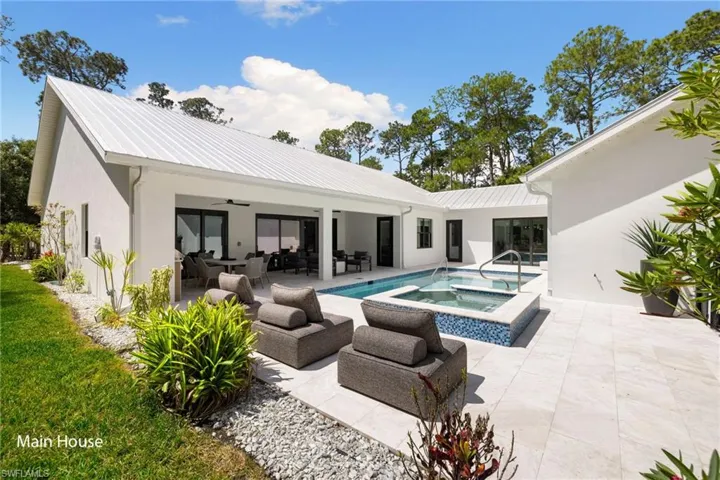 3475 3rd Ave Sw, Naples, Florida 34117