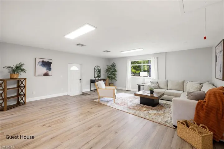 3475 3rd Ave Sw, Naples, Florida 34117