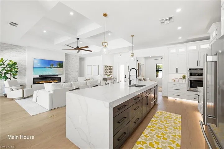3475 3rd Ave Sw, Naples, Florida 34117