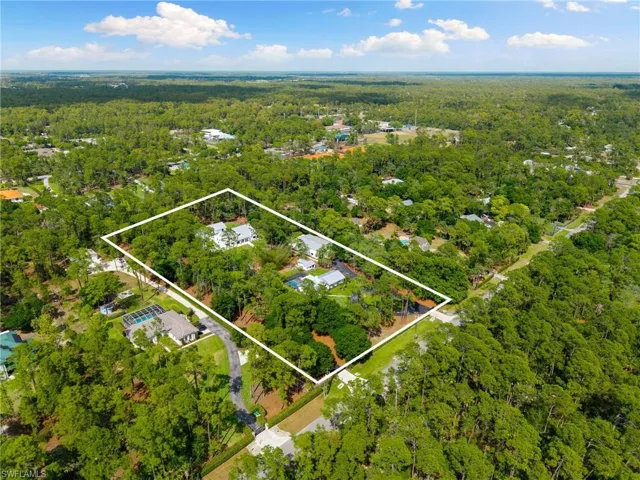 3475 3rd Ave Sw, Naples, Florida 34117