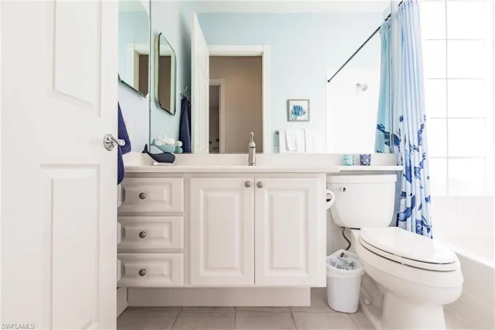 4704  Rio Poco  CT, Naples, FL 34109