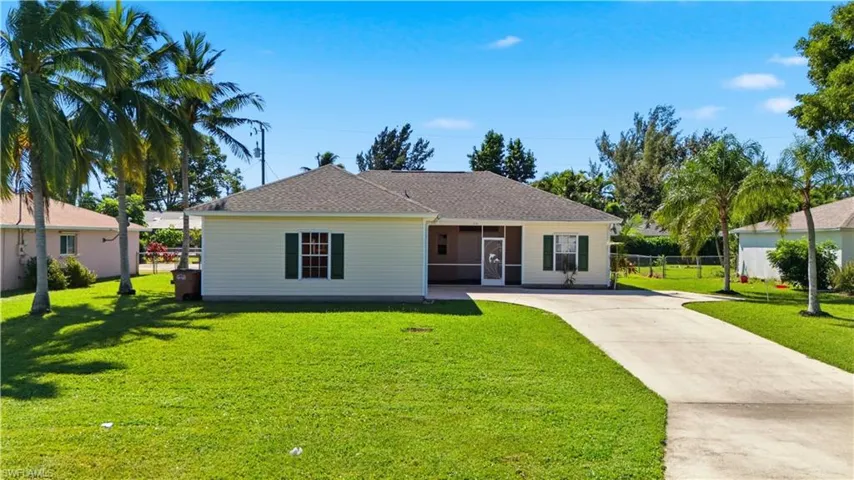 318 Se 21st St, Cape Coral, Florida 33990