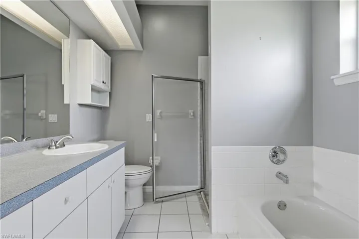 318 Se 21st St, Cape Coral, Florida 33990