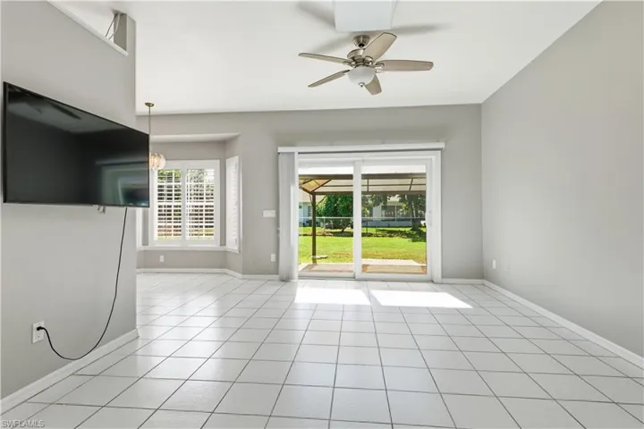 318 Se 21st St, Cape Coral, Florida 33990