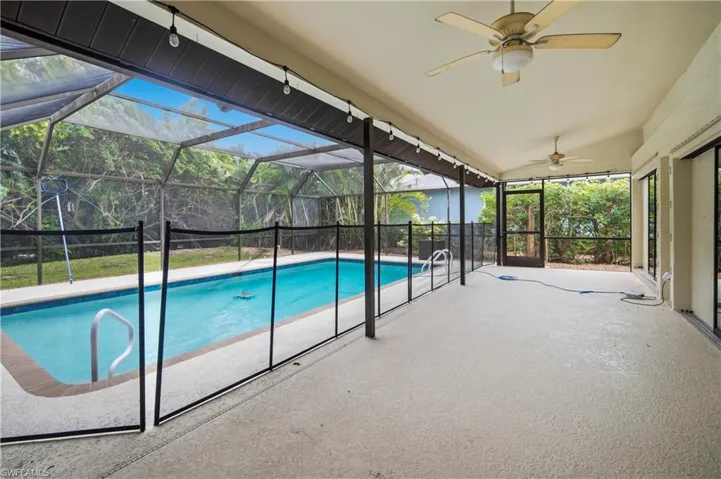 6819 Plantation Manor Loop, Fort Myers, Florida 33966