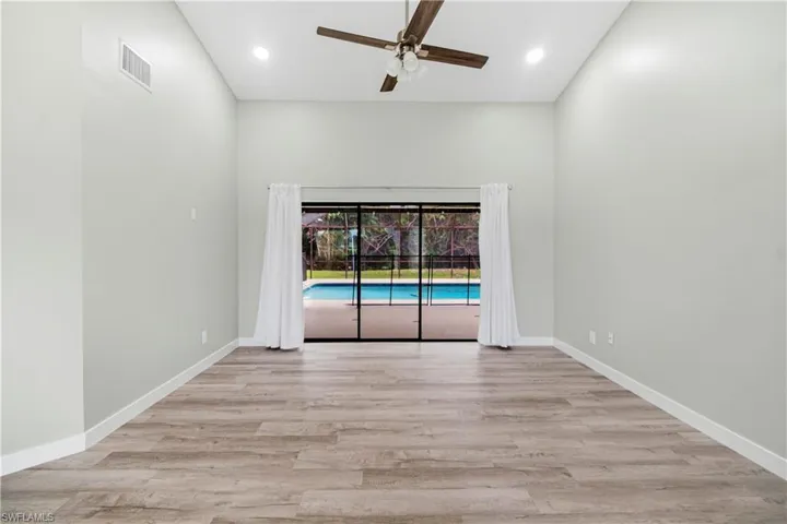 6819 Plantation Manor Loop, Fort Myers, Florida 33966