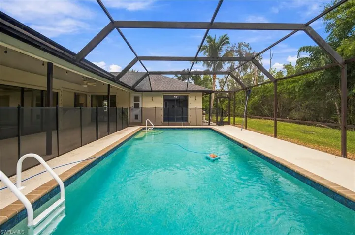 6819 Plantation Manor Loop, Fort Myers, Florida 33966