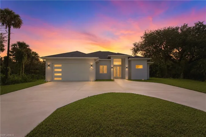 520 Cortez Ave, Lehigh Acres, Florida 33972