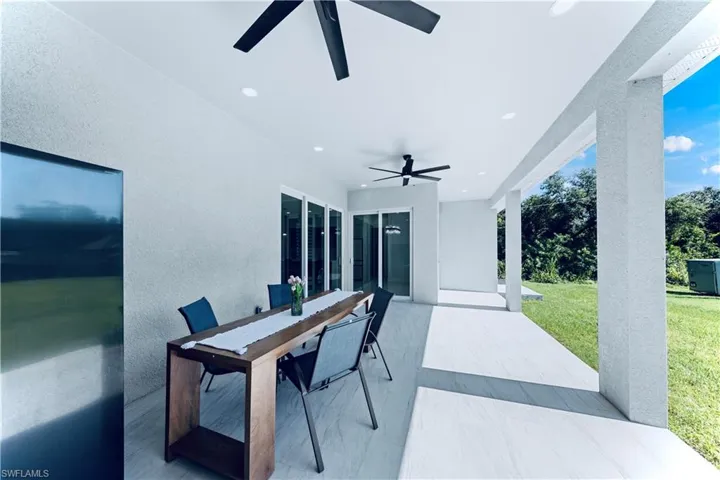 520 Cortez Ave, Lehigh Acres, Florida 33972