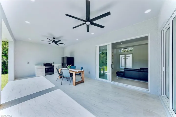 520 Cortez Ave, Lehigh Acres, Florida 33972