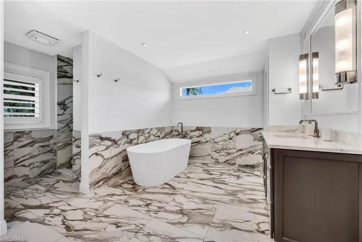 1966 Imperial Golf Course Blvd, Naples, Florida 34110