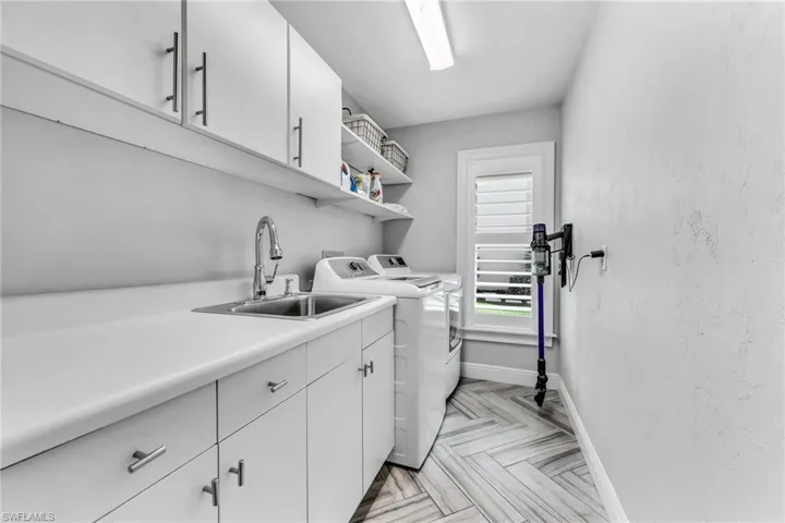 1966 Imperial Golf Course Blvd, Naples, Florida 34110