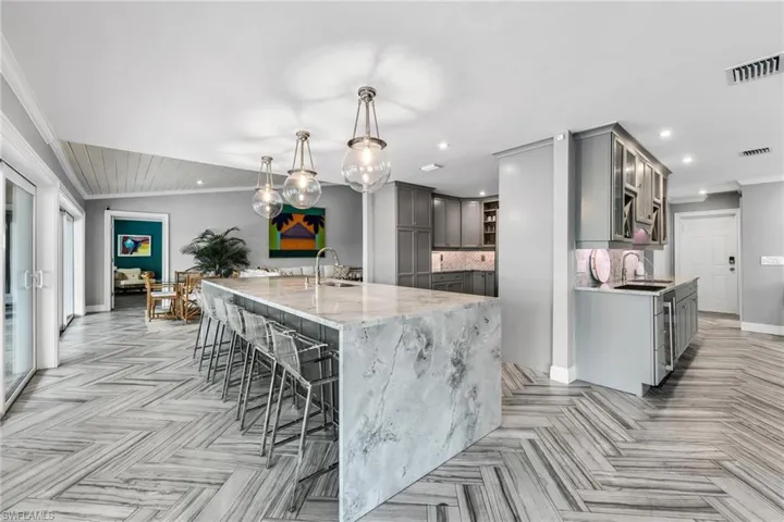 1966 Imperial Golf Course Blvd, Naples, Florida 34110