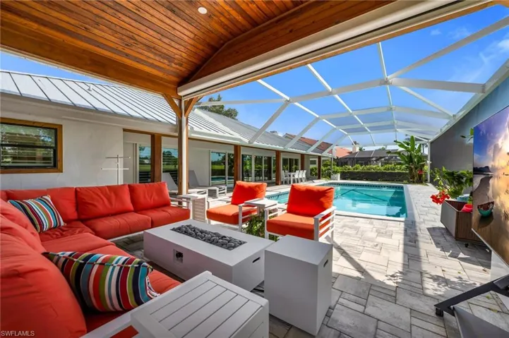 1966 Imperial Golf Course Blvd, Naples, Florida 34110