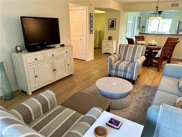 Most desirable is the open floorplan, where the living/dining/kitchen area flows to the outdoor screened lanai.
