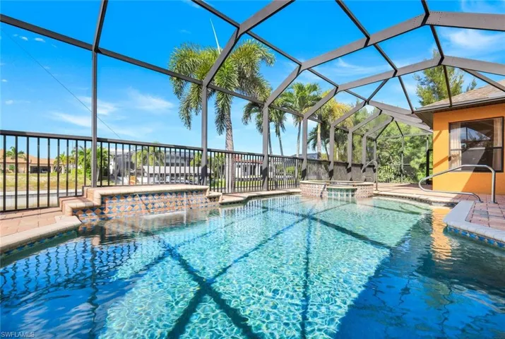 2832 Sw 17th Ave, Cape Coral, Florida 33914