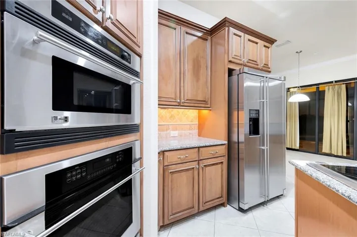 2832 SW 17th  AVE, Cape Coral, FL 33914