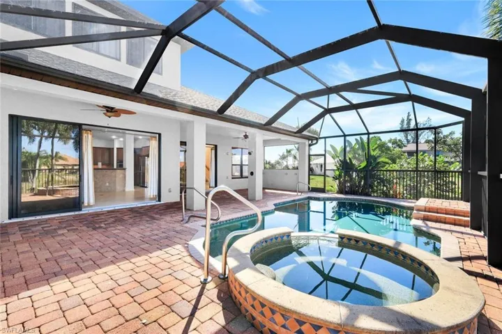 2832 Sw 17th Ave, Cape Coral, Florida 33914